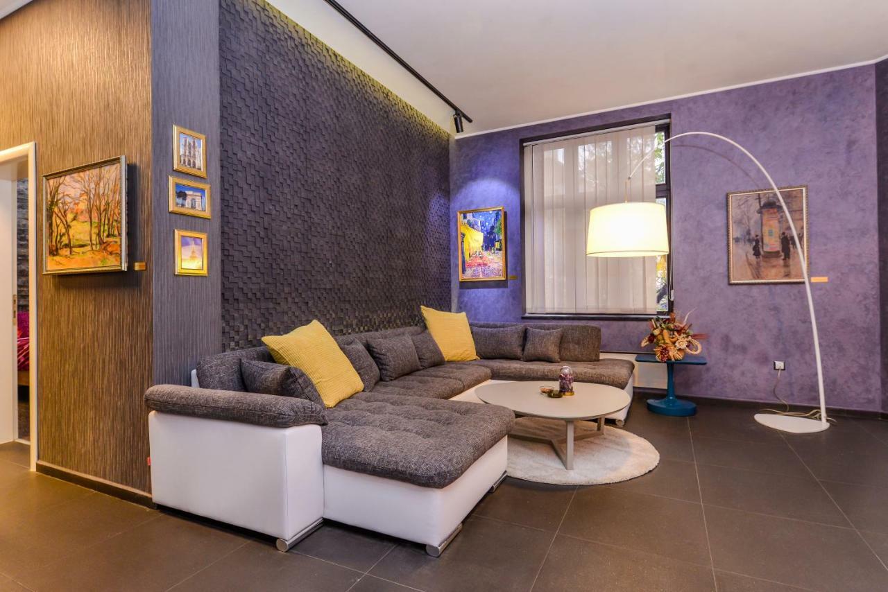 Champs-Elysees Sofia 2-Bdr, 2-Bthr Tsar Simeon Suite By Flat Mаnager ภายนอก รูปภาพ