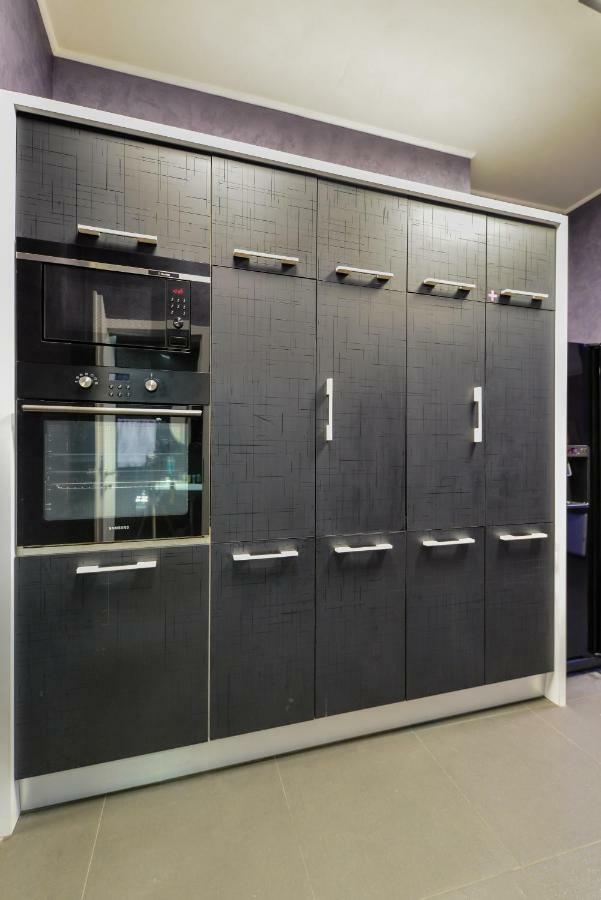 Champs-Elysees Sofia 2-Bdr, 2-Bthr Tsar Simeon Suite By Flat Mаnager ภายนอก รูปภาพ
