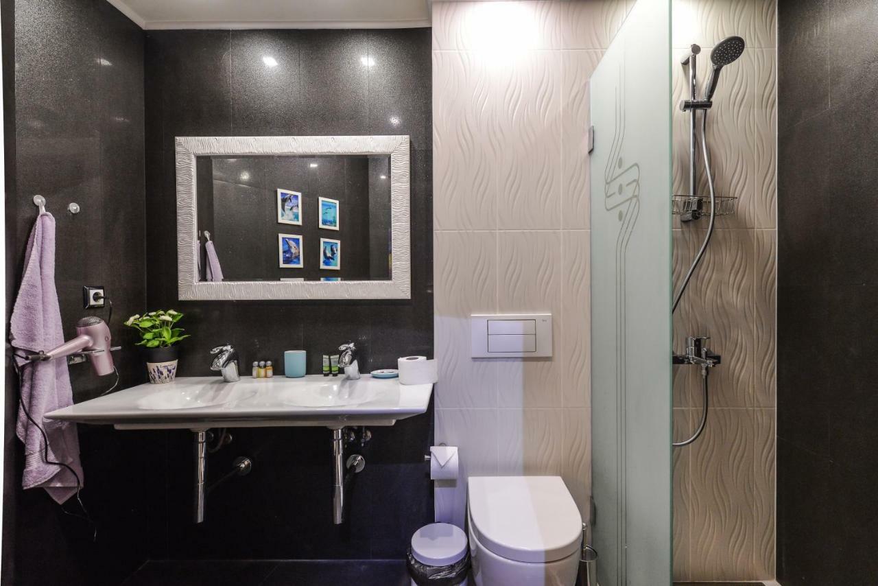 Champs-Elysees Sofia 2-Bdr, 2-Bthr Tsar Simeon Suite By Flat Mаnager ภายนอก รูปภาพ